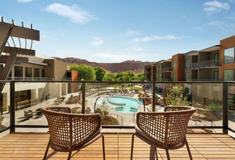 هتل Hoodoo Moab, Curio Collection By Hilton