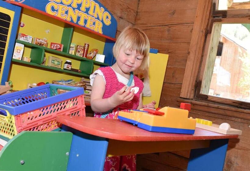 ホテル Kinderbauernhof