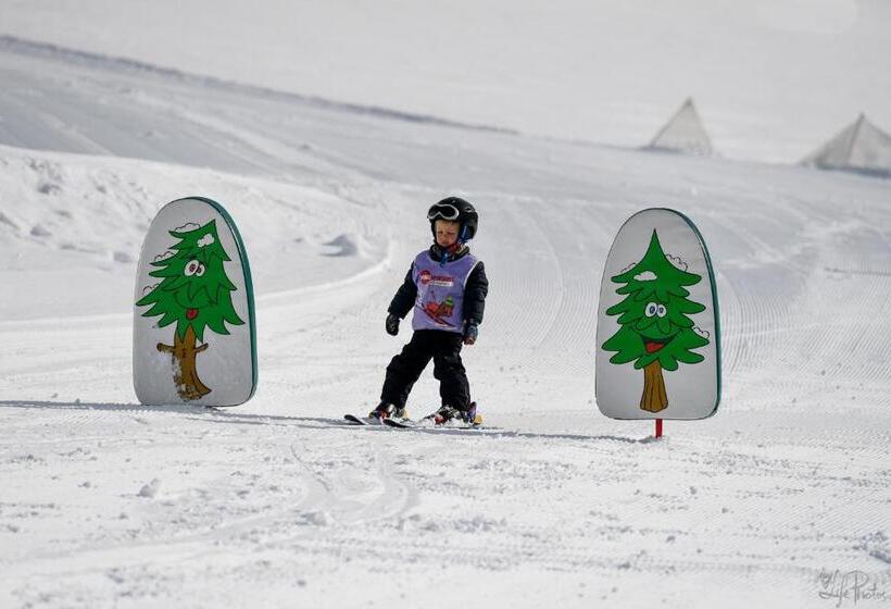 ホテル Kinderbauernhof