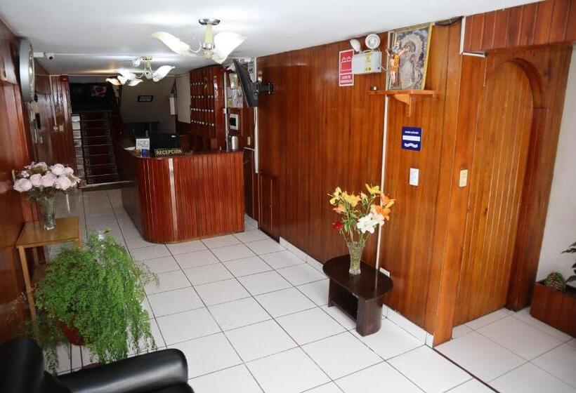 ホテル Sideral Oficial