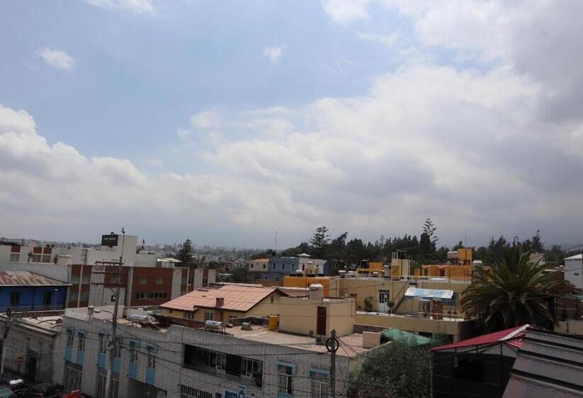 ホテル Sideral Oficial