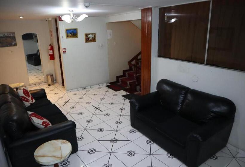 ホテル Sideral Oficial