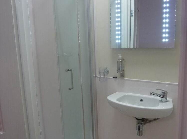 בית מלון כפרי The Kestrel B&b