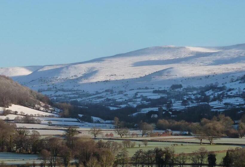 בית מלון כפרי The Kestrel B&b