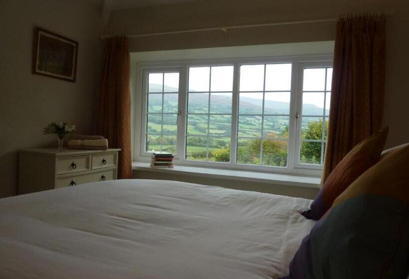 בית מלון כפרי The Kestrel B&b