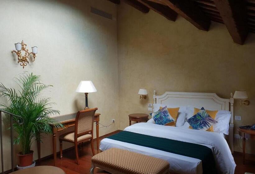 I Giardini Segreti Di Villa Marcello Marinelli