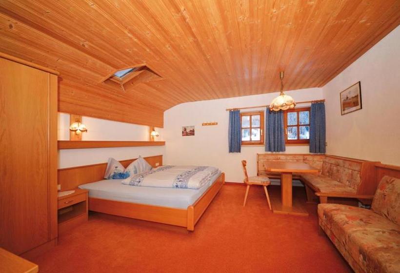 بنسيون Apart Lukas