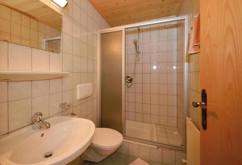 بنسيون Apart Lukas