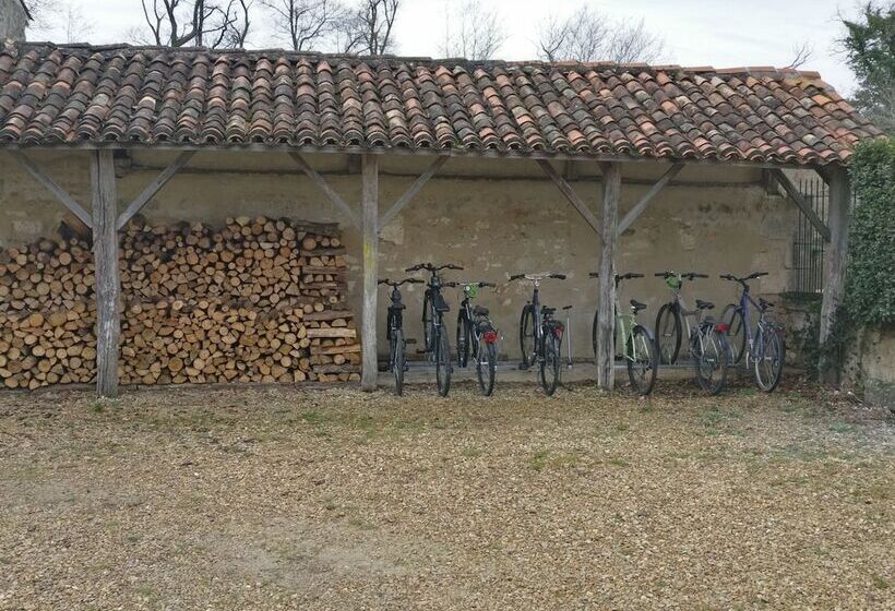 膳宿费 Domaine De Montboulard