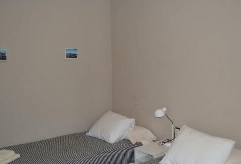 膳宿费 Fonda Ca La Paula