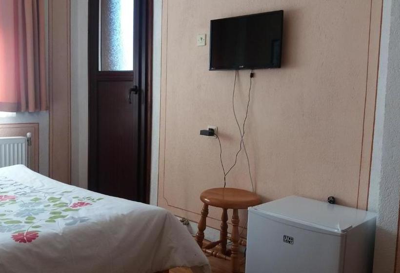 ペンション Guest House Bolyarka