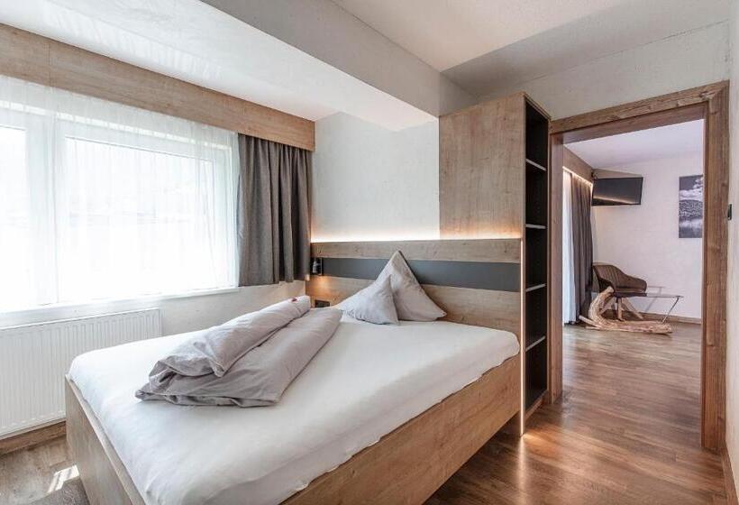 بنسيون Haus Manfred