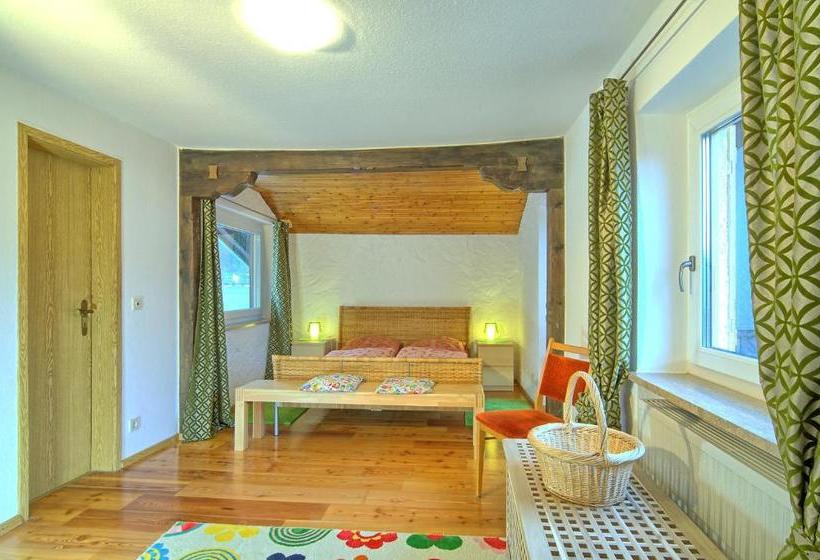 פנסיון Gästehaus München