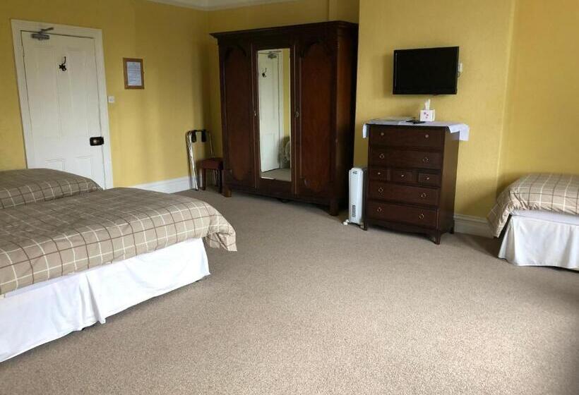 פנסיון Highland Moors