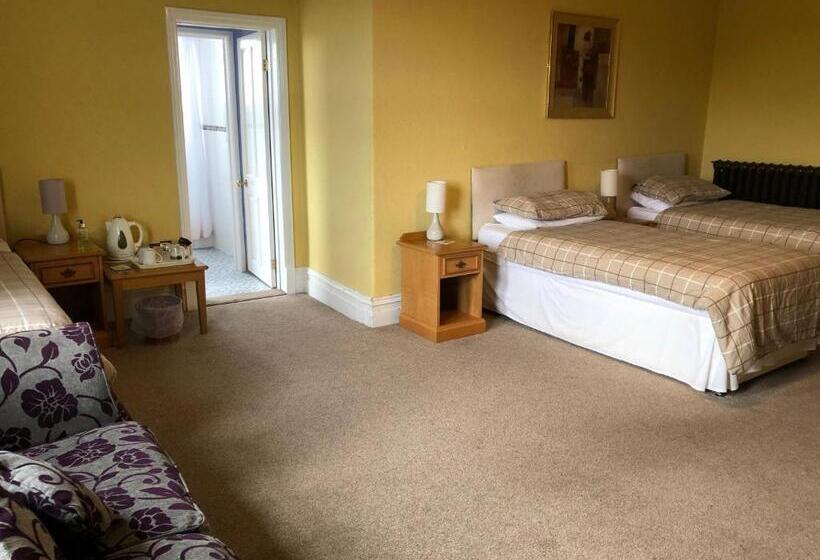 פנסיון Highland Moors