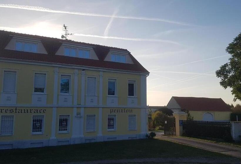 Пансион Holiday Centrum