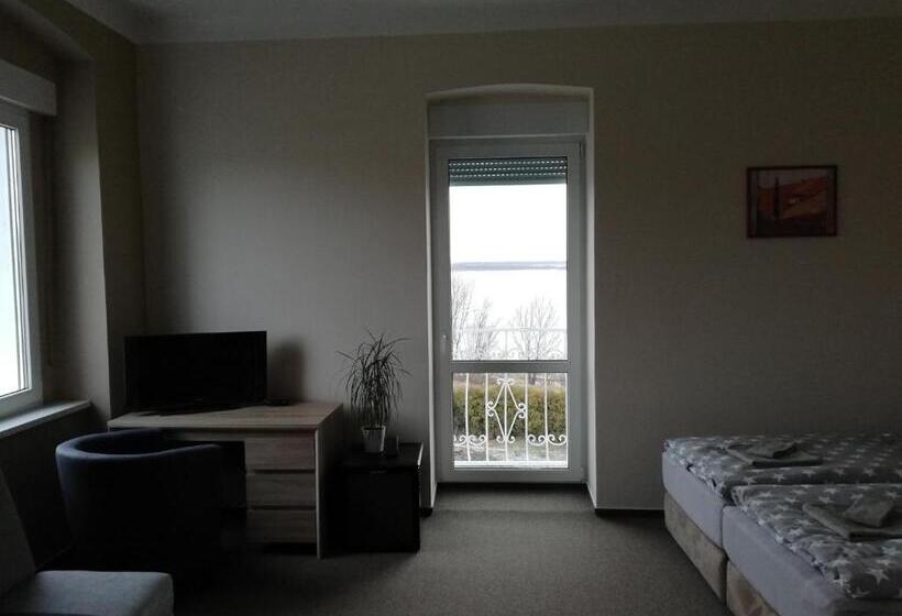 Пансион Holiday Centrum