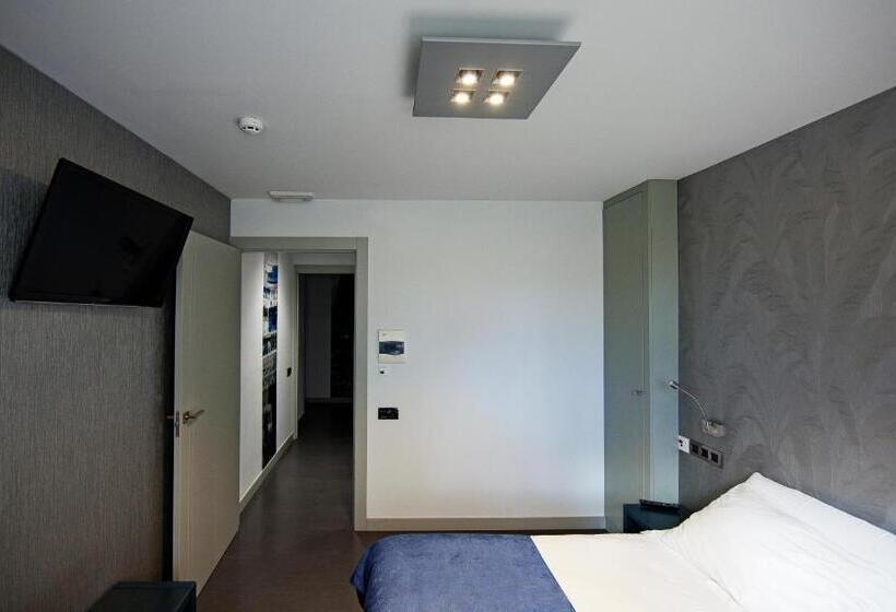 پانسیون Hostal Averroes