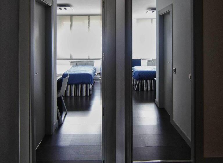 پانسیون Hostal Averroes