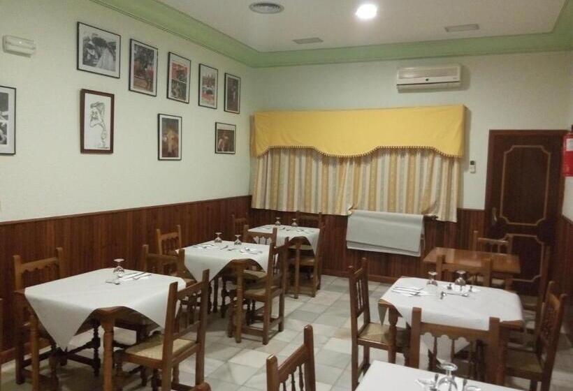 פנסיון Hostal Don Pepe