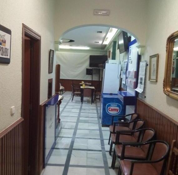 פנסיון Hostal Don Pepe