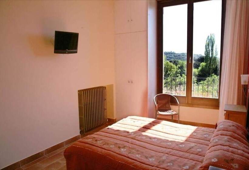 بنسيون Hostal La Fuente