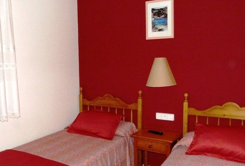 بنسيون Hostal Casa Castro