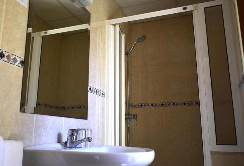 بنسيون La Posada