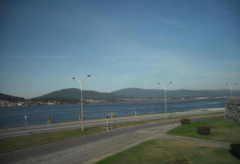 膳宿费 Muralha De Caminha