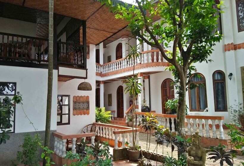 پانسیون Mut Mee Garden Guest House