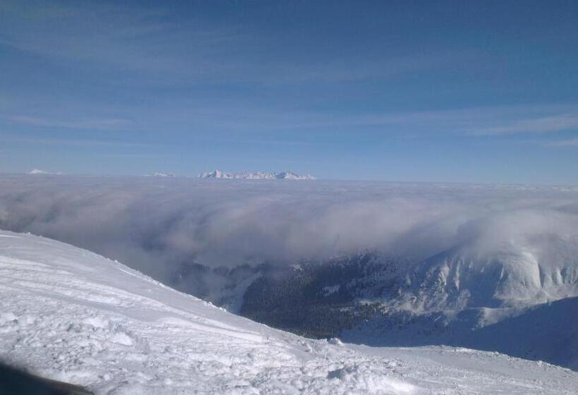 膳宿费 Penzion V Strani