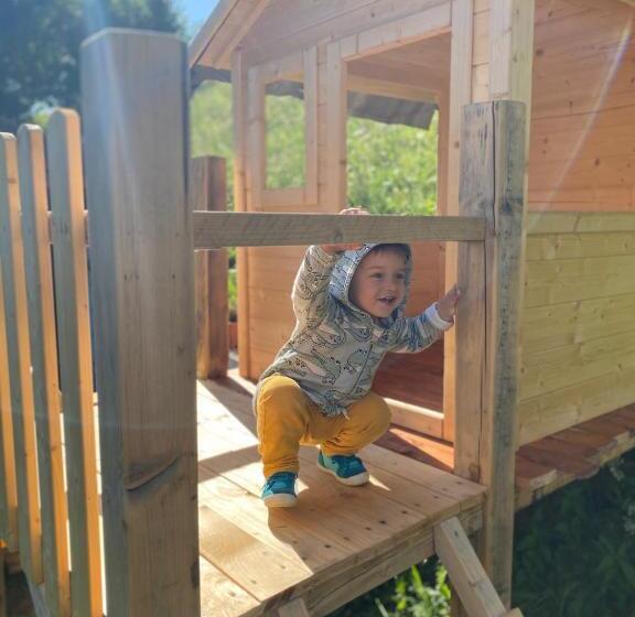 膳宿费 Penzion V Strani