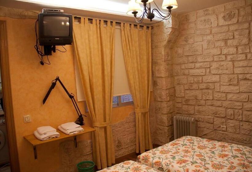 پانسیون Posada De Peregrinos