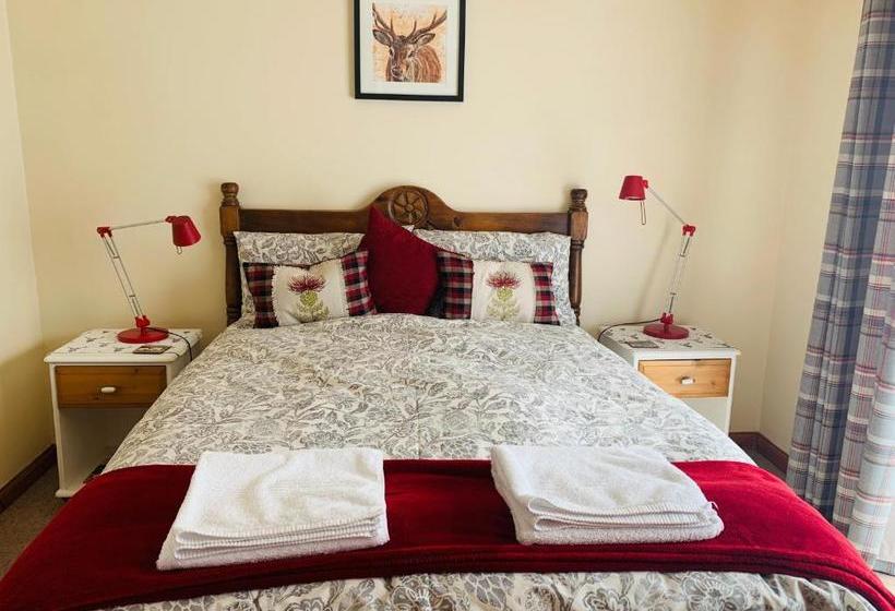 Пансион Rooms At Elmbank Near Loch Ness