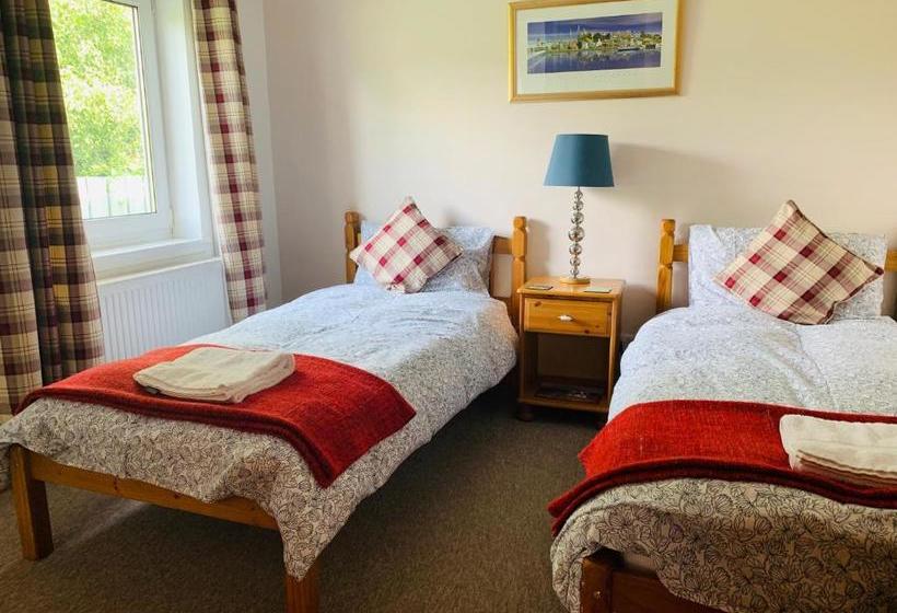 Пансион Rooms At Elmbank Near Loch Ness