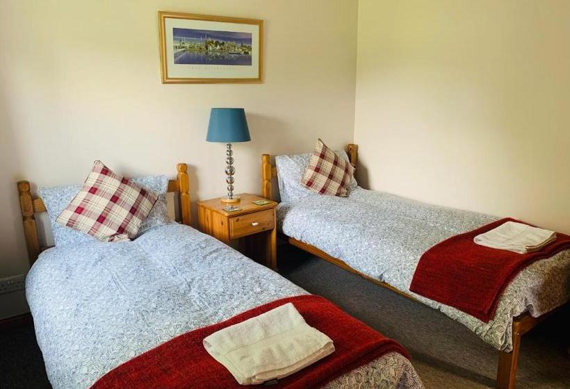 Пансион Rooms At Elmbank Near Loch Ness