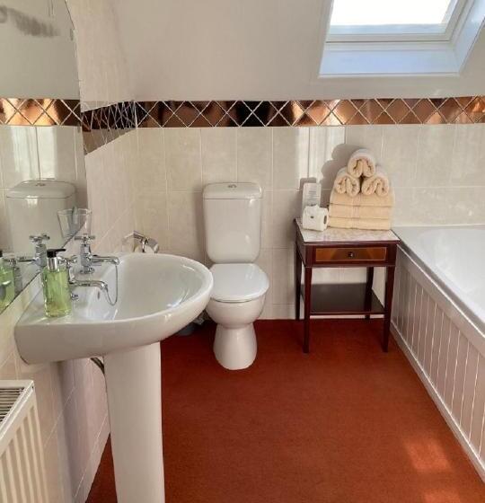 Пансион Shearwater