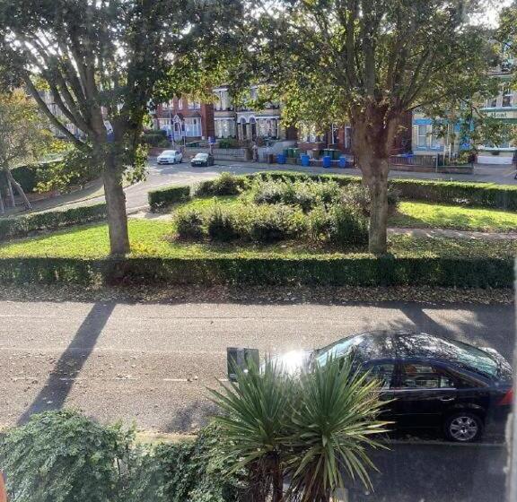 Пансион Shearwater