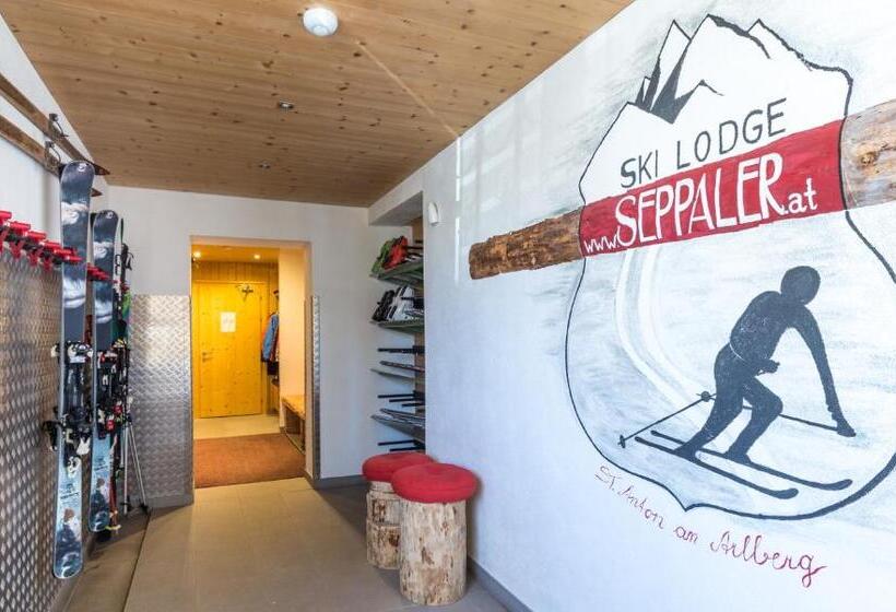 ペンション Lodge Seppaler