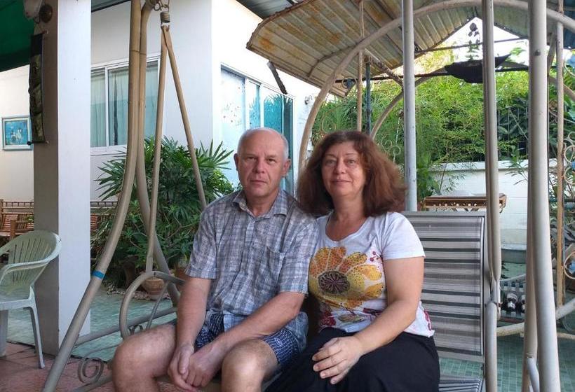 ペンション Srikrung Guesthouse