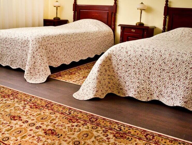 بنسيون Vila Roma