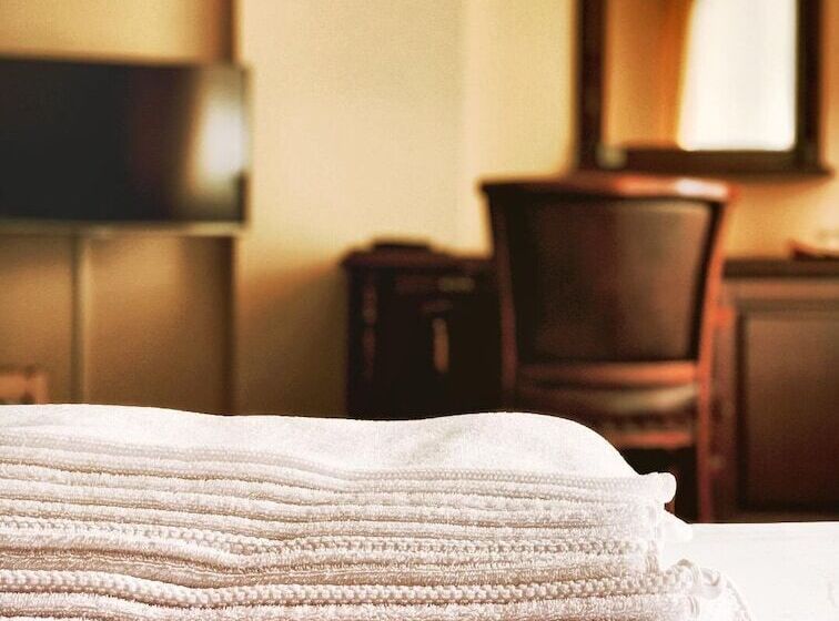 بنسيون Vila Roma