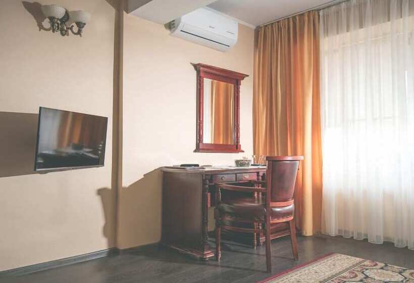 بنسيون Vila Roma