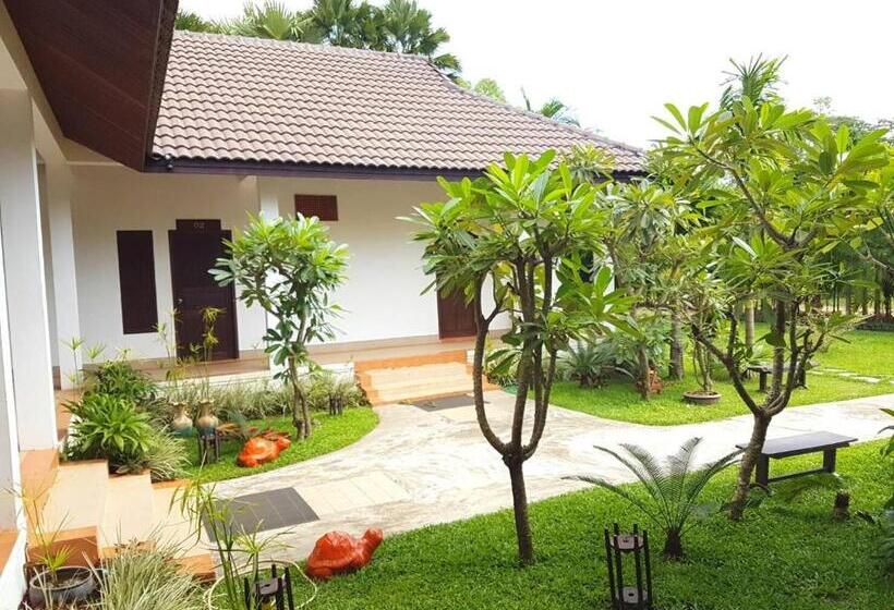 ペンション Villa Thakhek