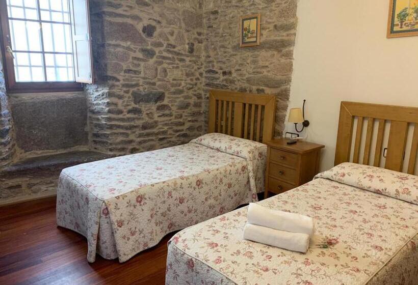 펜션 Hostal Rustico 3 Estrellas  Caldelas Sacra