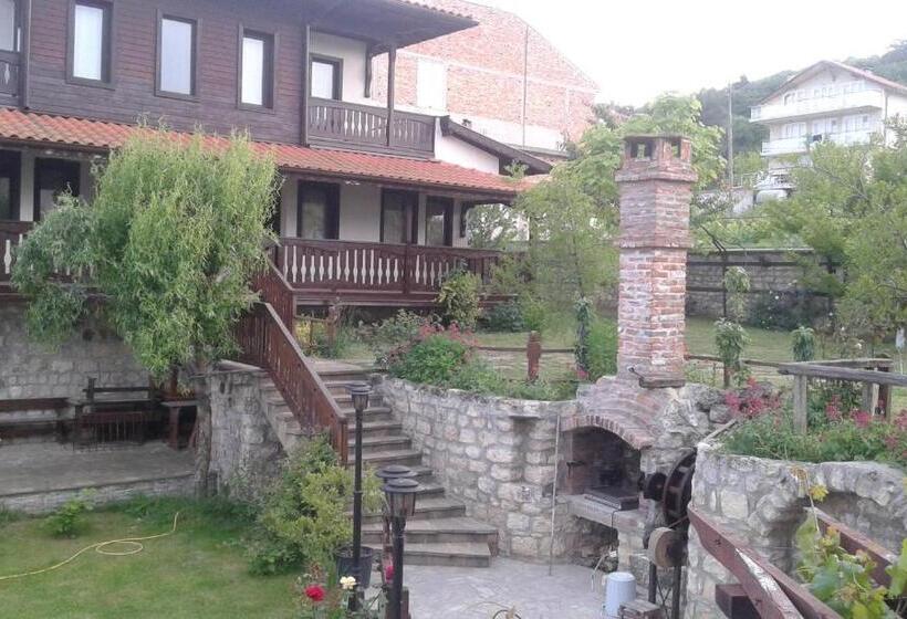 הוסטל Chorbadji Petkovi Hanove