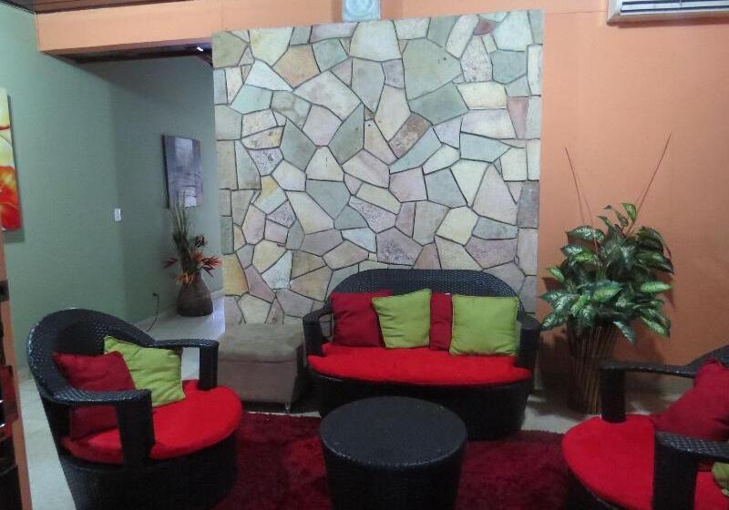 فندق صغير Hostal Cocos Inn