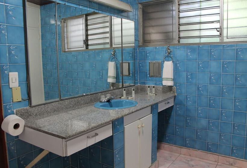 فندق صغير Hostal Cocos Inn