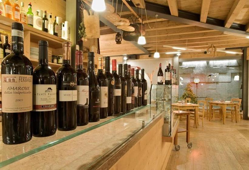 Общежитие Locanda Tana De 'l Ors