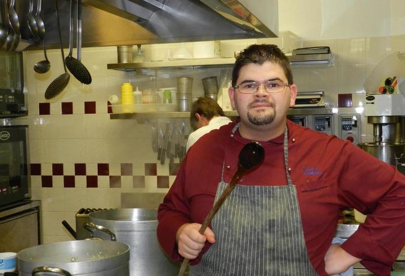 Общежитие Locanda Tana De 'l Ors